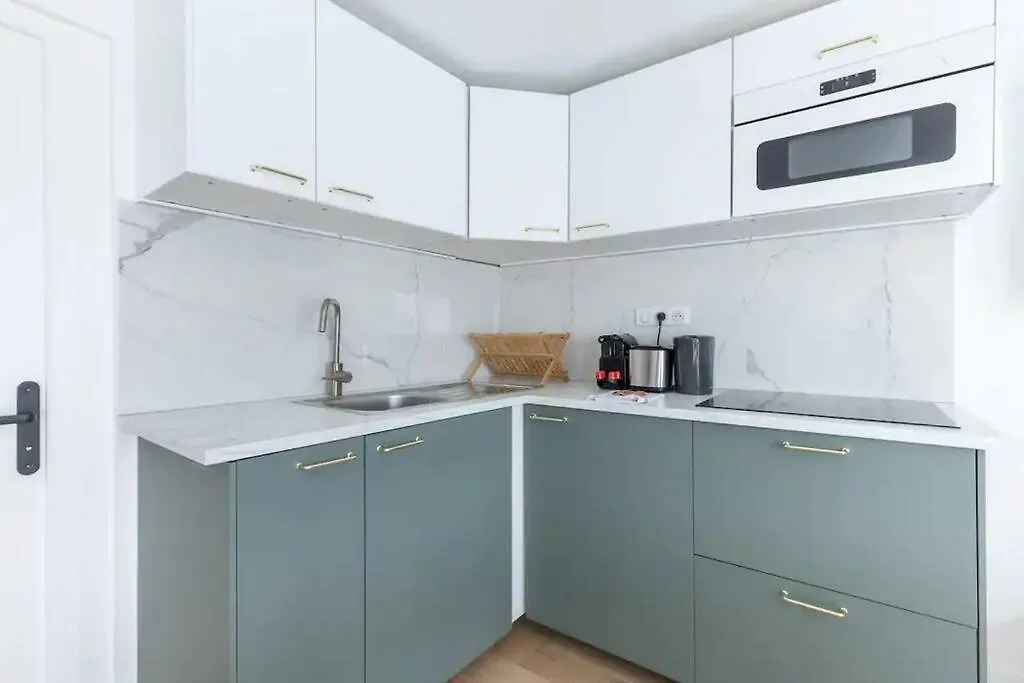 Grands Boulevards 42 : Cosy 1br-4p Apartment Paris